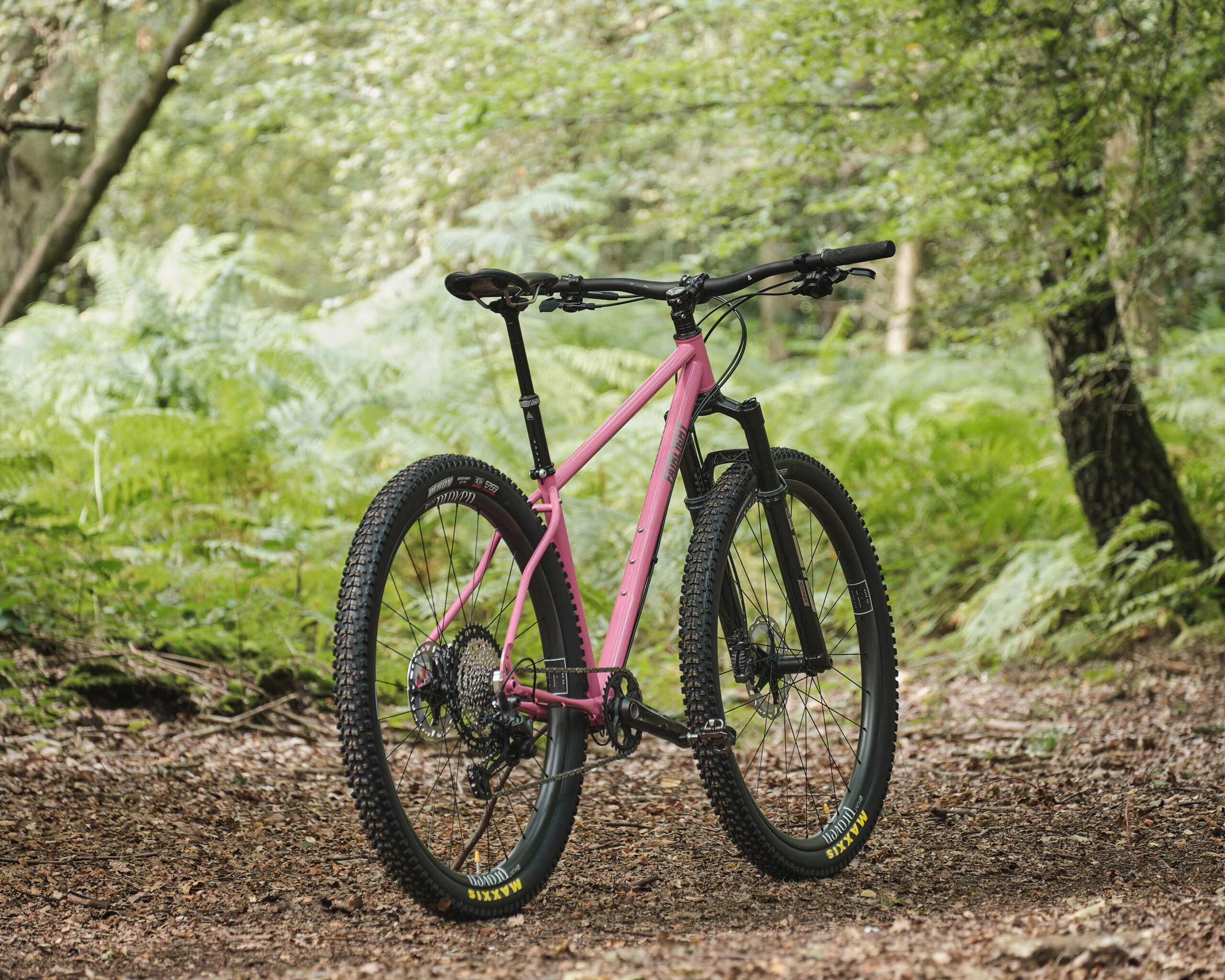 Holt 1.0 Medium Pink