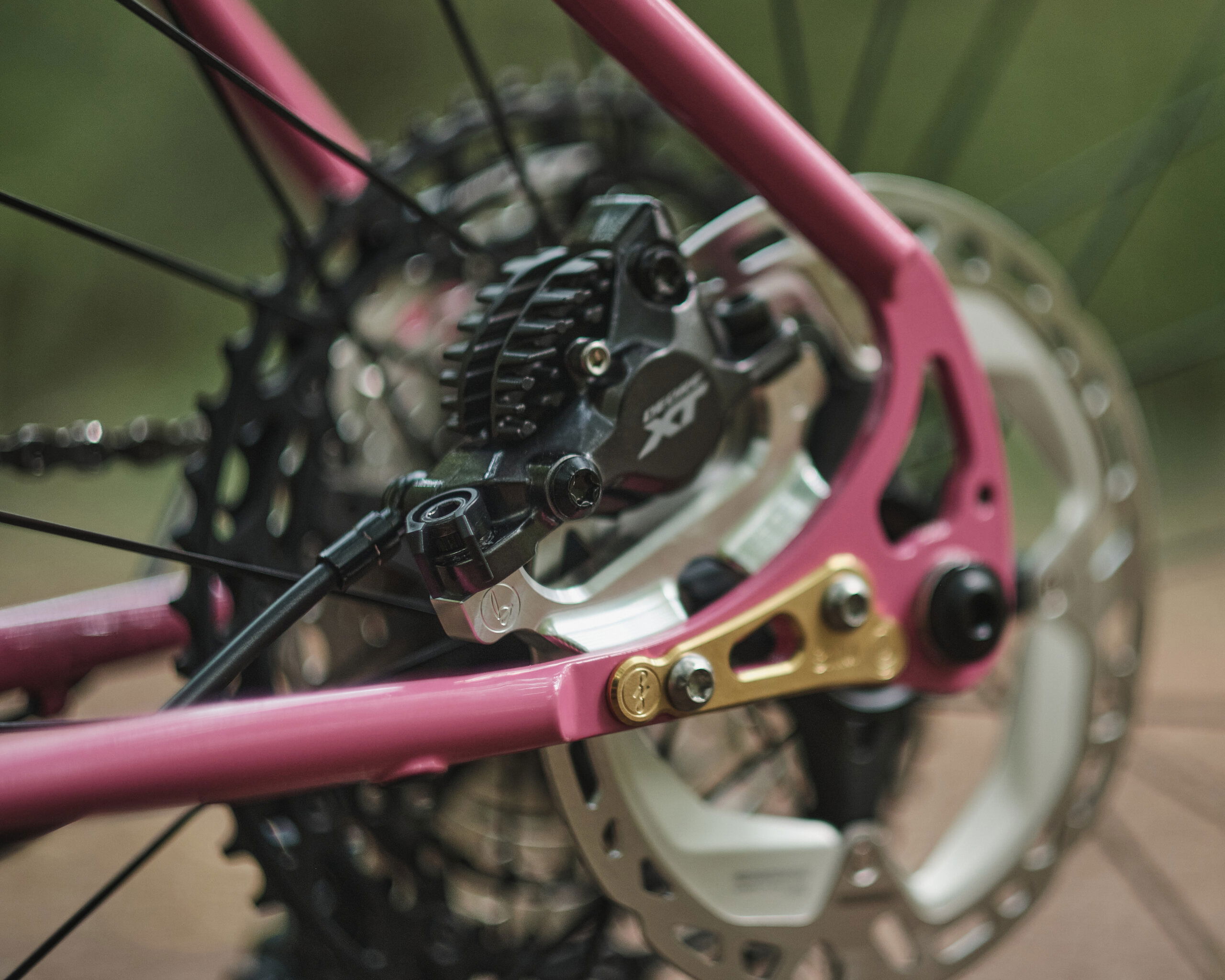 Holt 1.0 Medium Pink