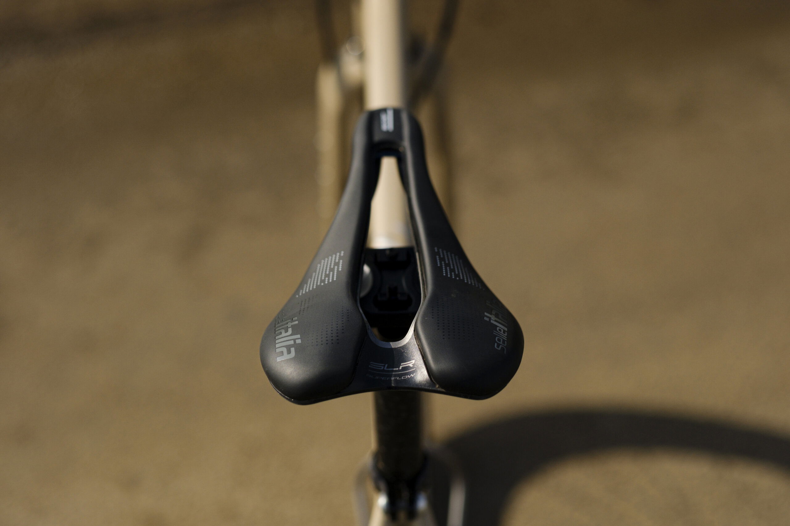 Secan 2.5 54R Desert