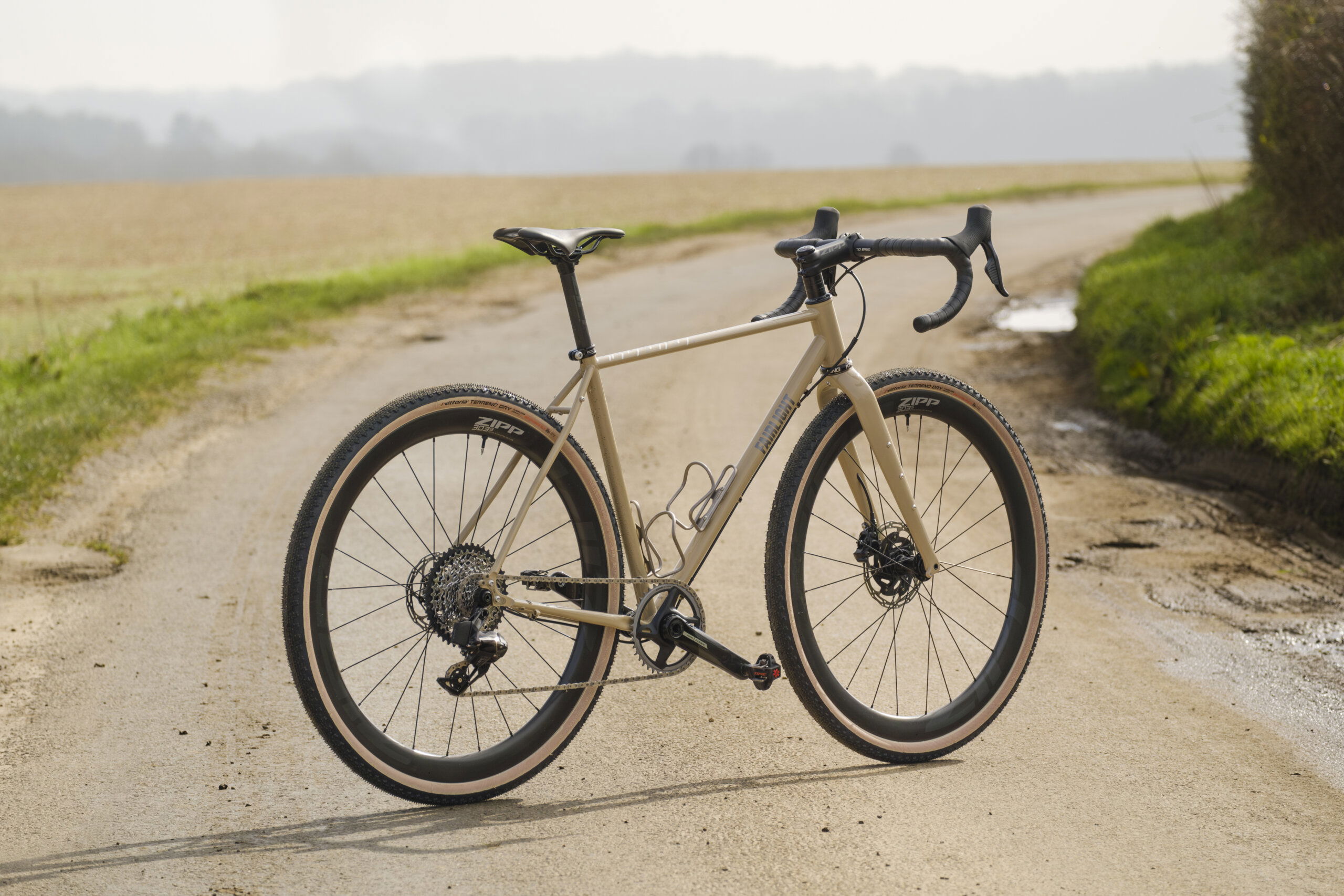 Secan 2.5 54R Desert