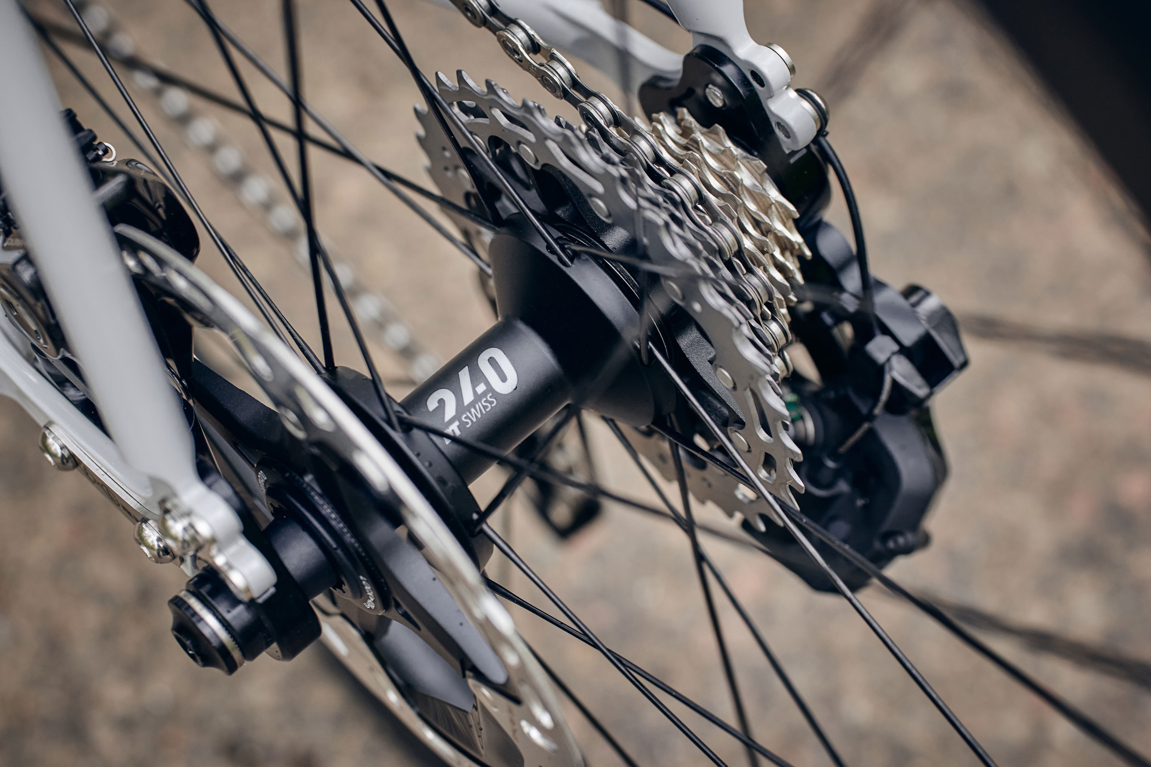 Strael 3.0 61T Monochrome - Fairlight Cycles