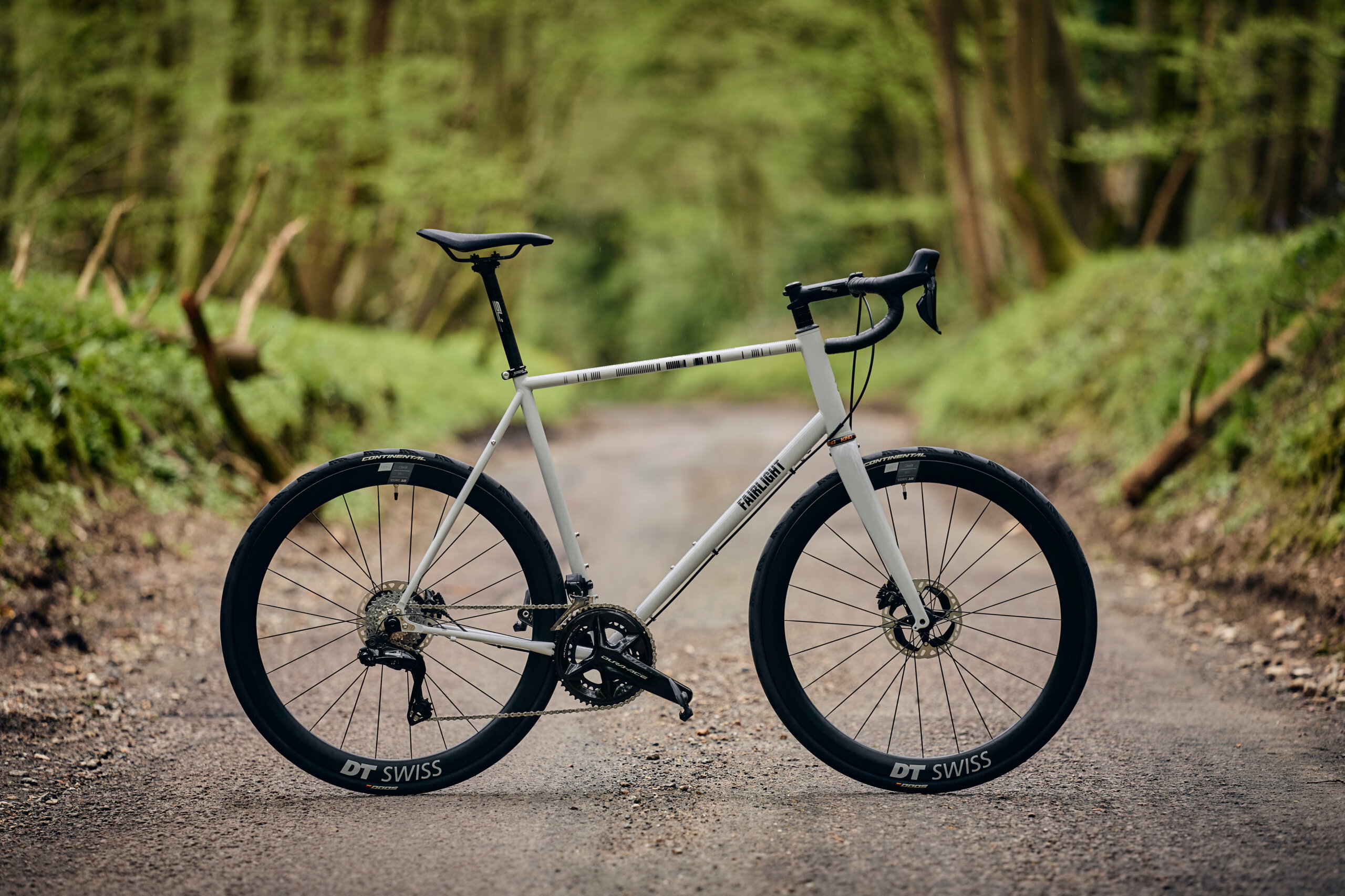 Strael 3.0 61T Monochrome