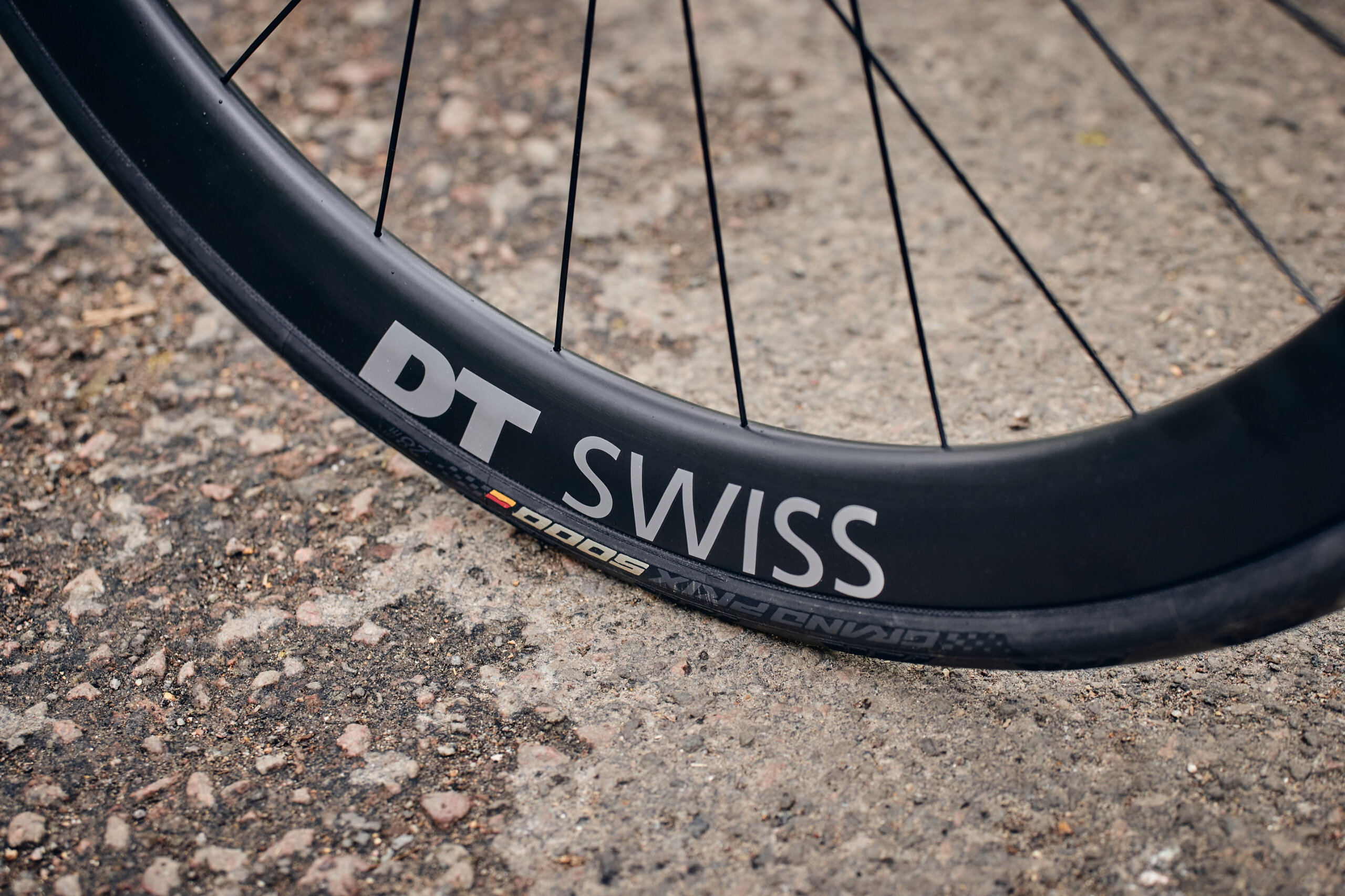 Strael 3.0 61T Monochrome