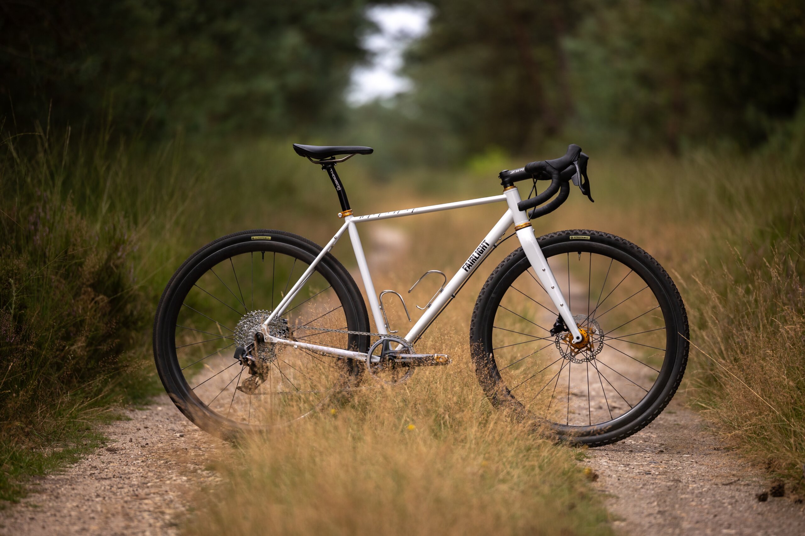 Secan 2.5 54R Monochrome