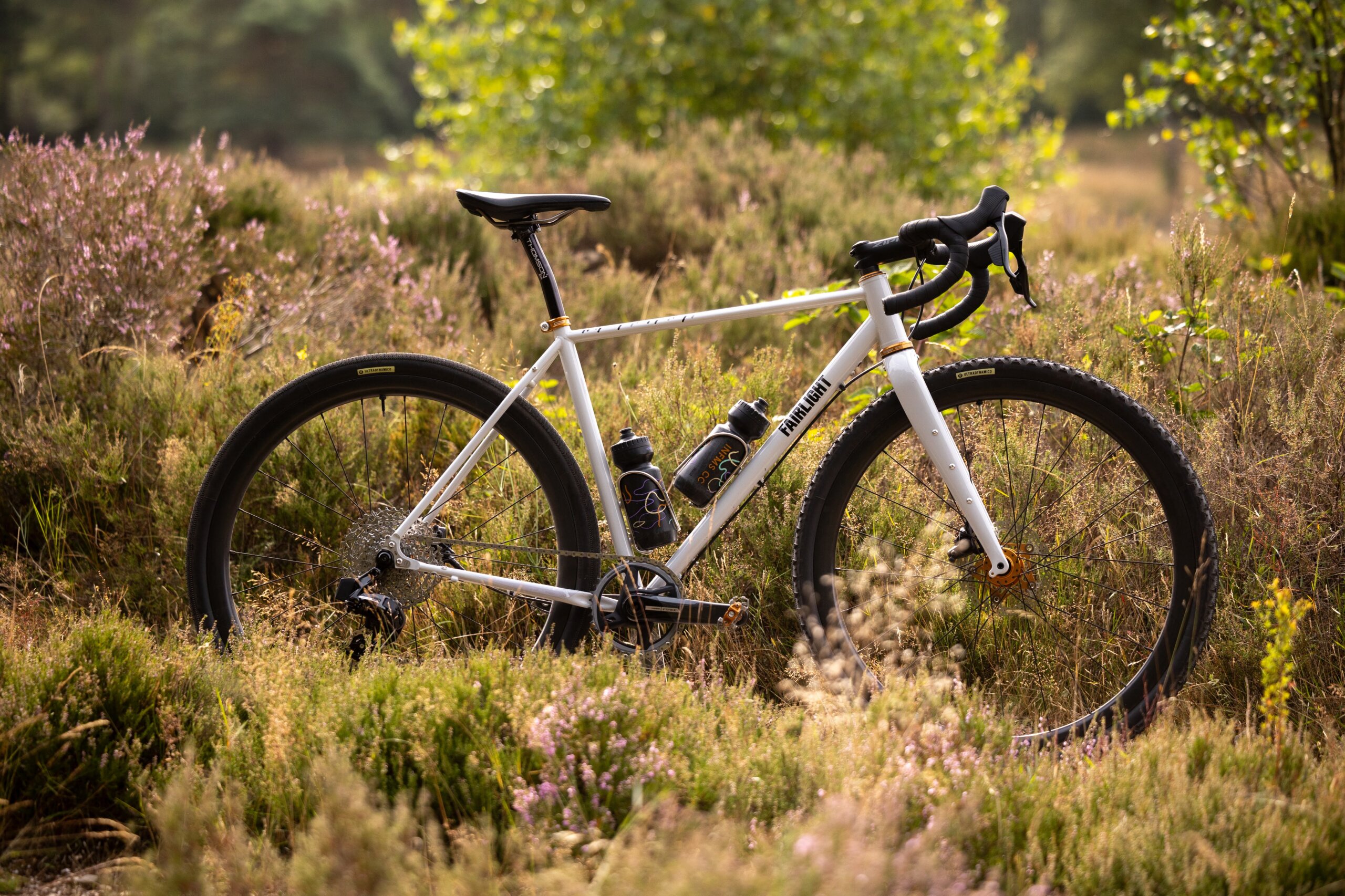 Secan 2.5 54R Monochrome