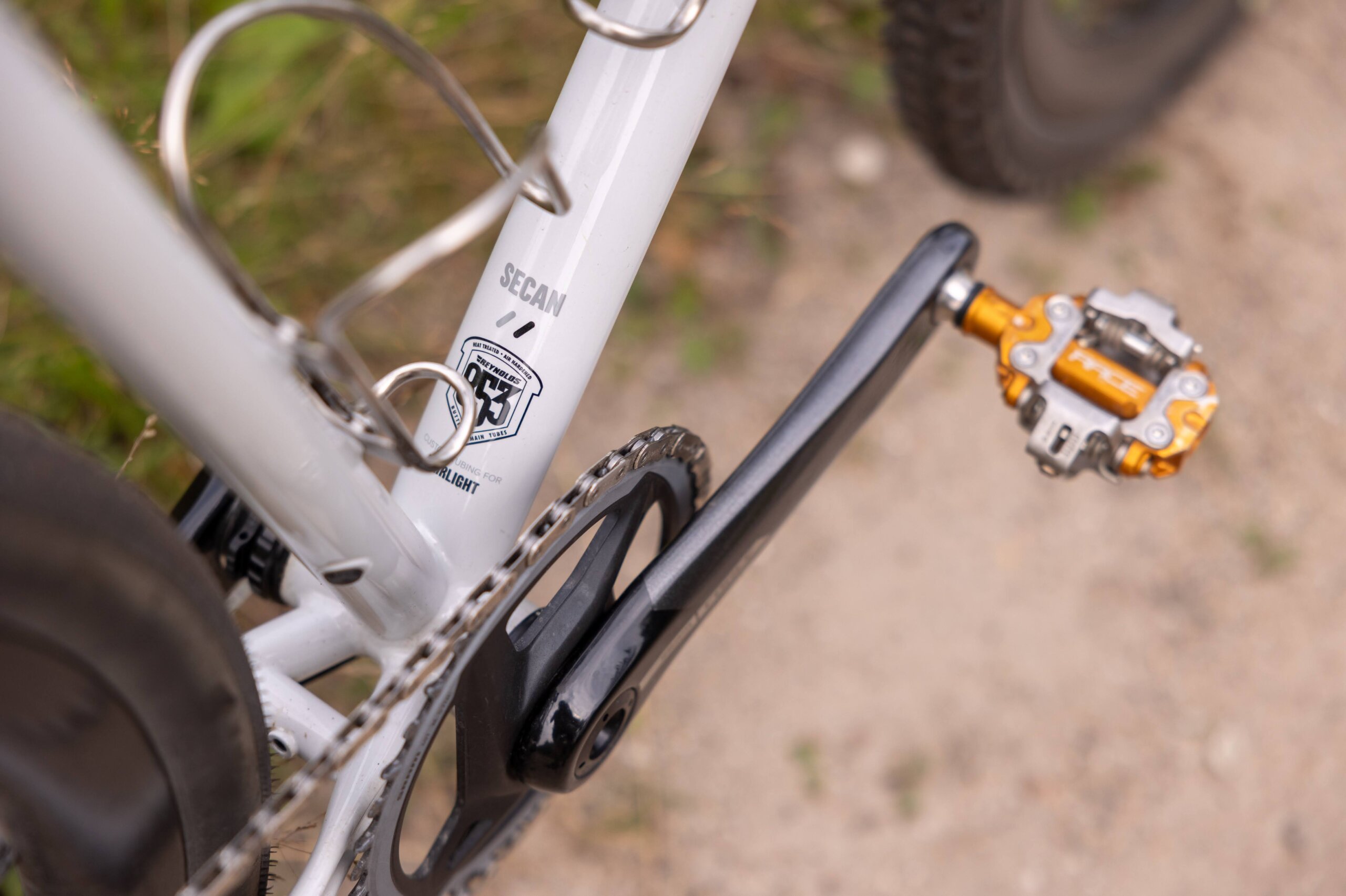 Secan 2.5 54R Monochrome