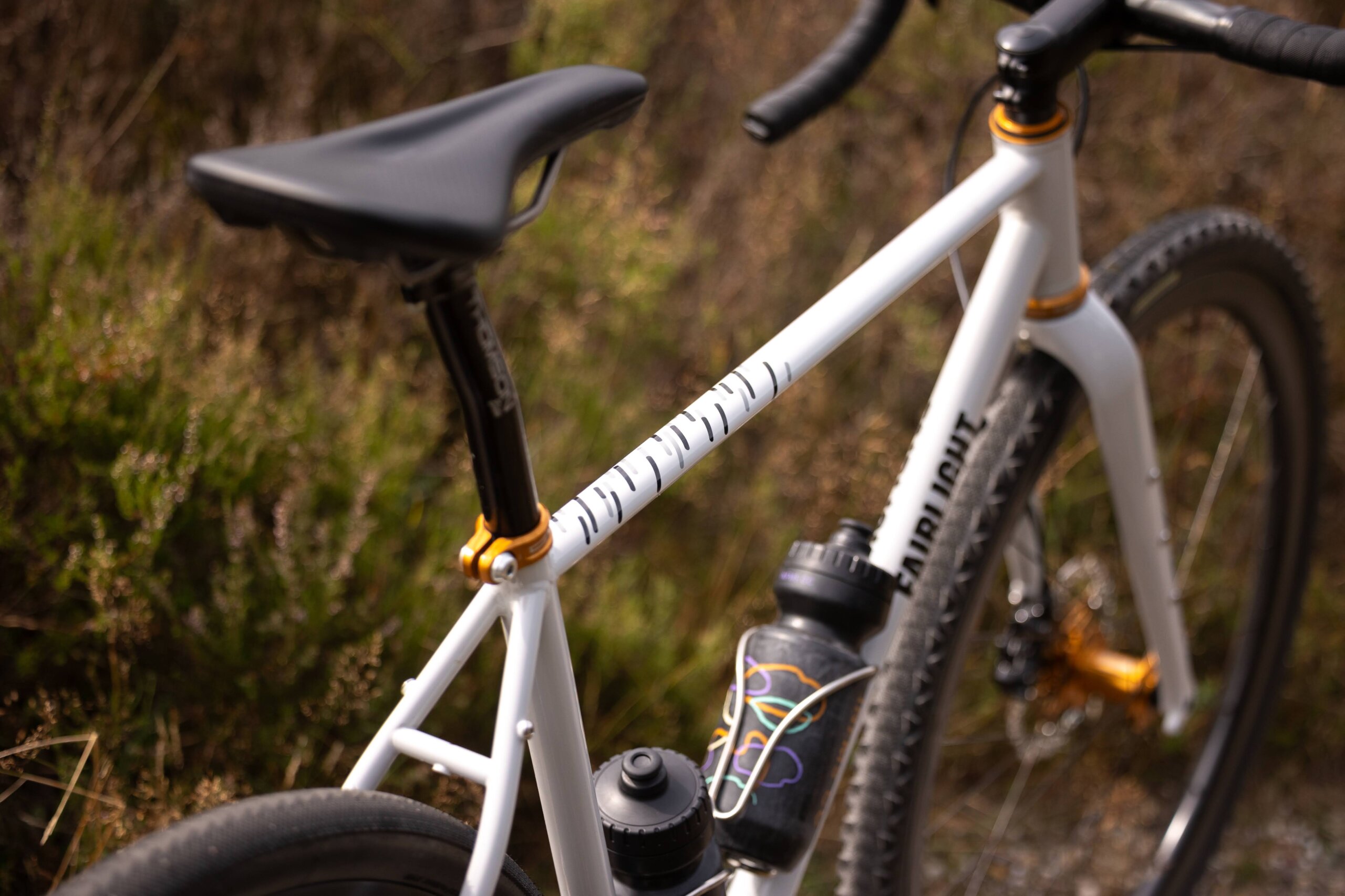 Secan 2.5 54R Monochrome