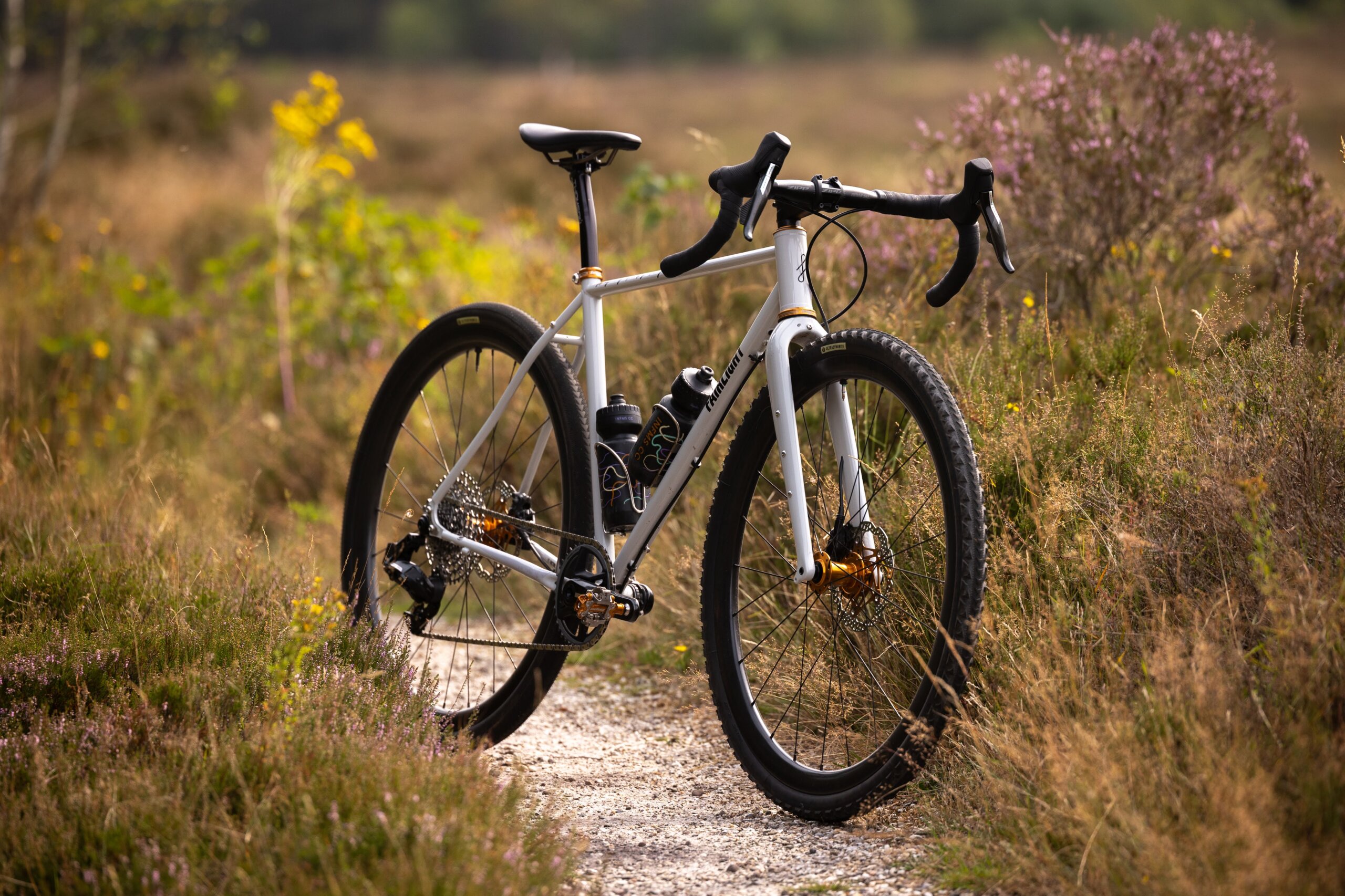 Secan 2.5 54R Monochrome