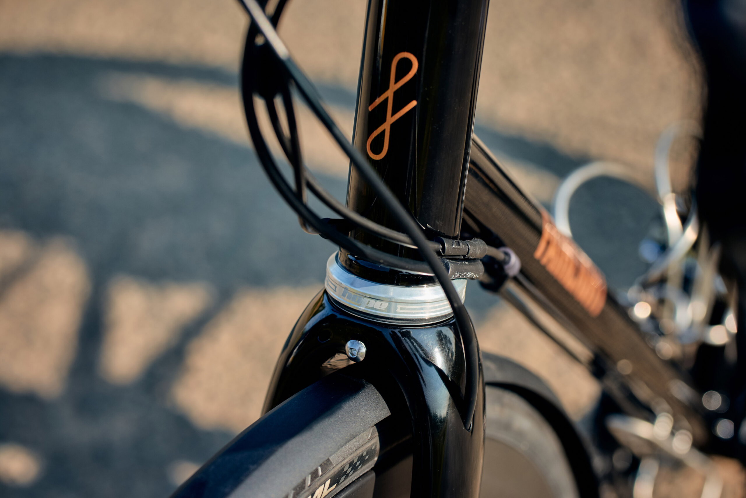 Strael 3.0 56R Black
