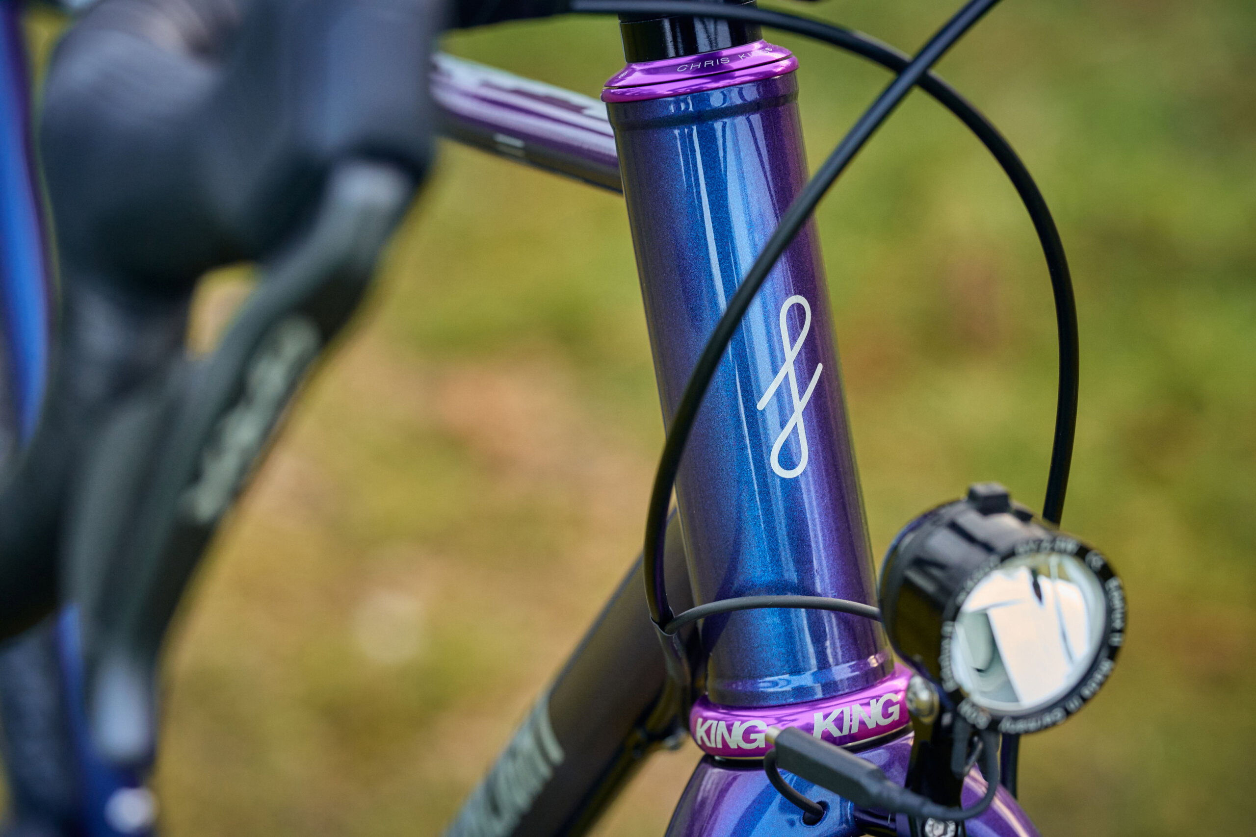 Secan 3.0 54T Iridescent Plum