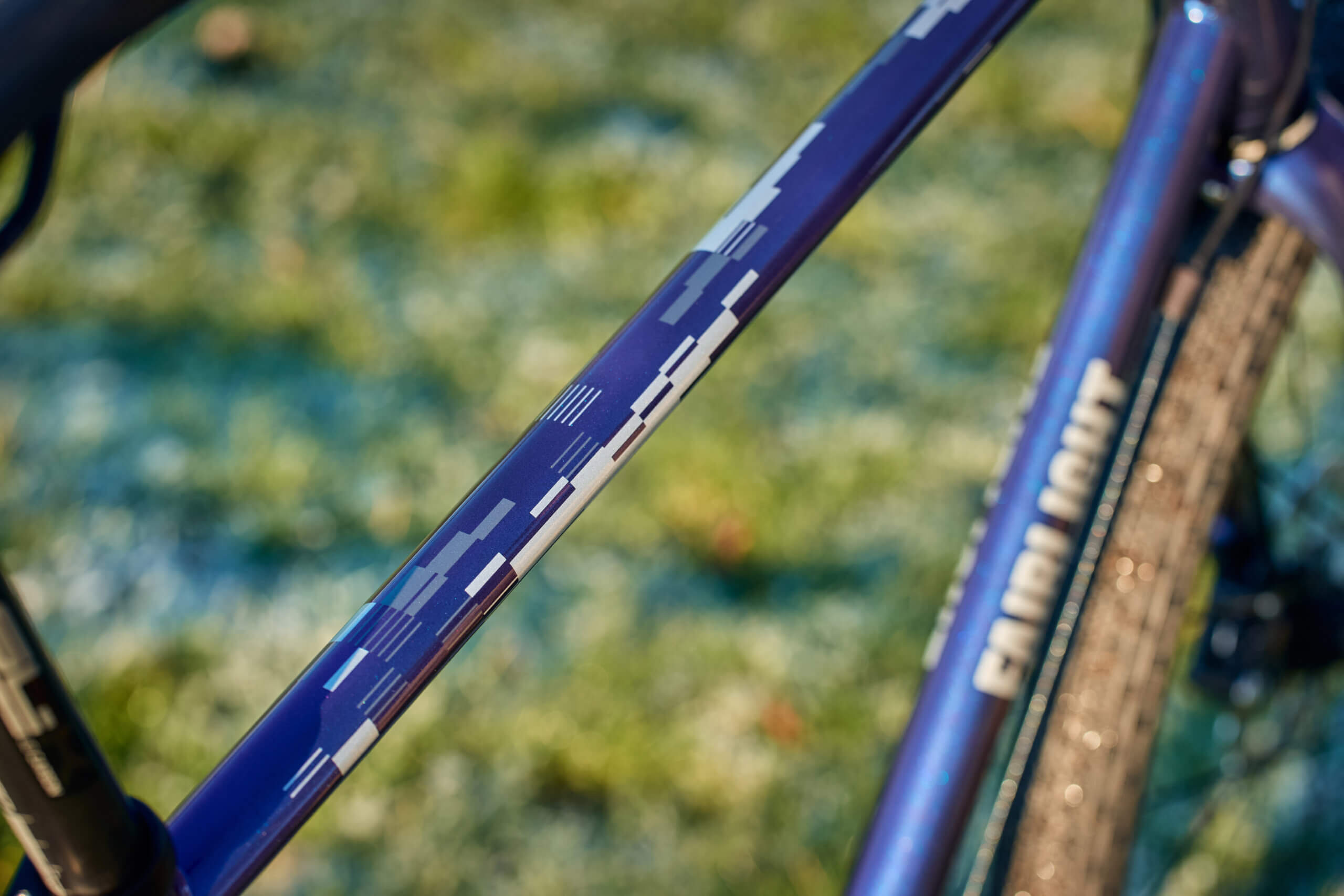 Secan 3.0 56T Iridescent Plum