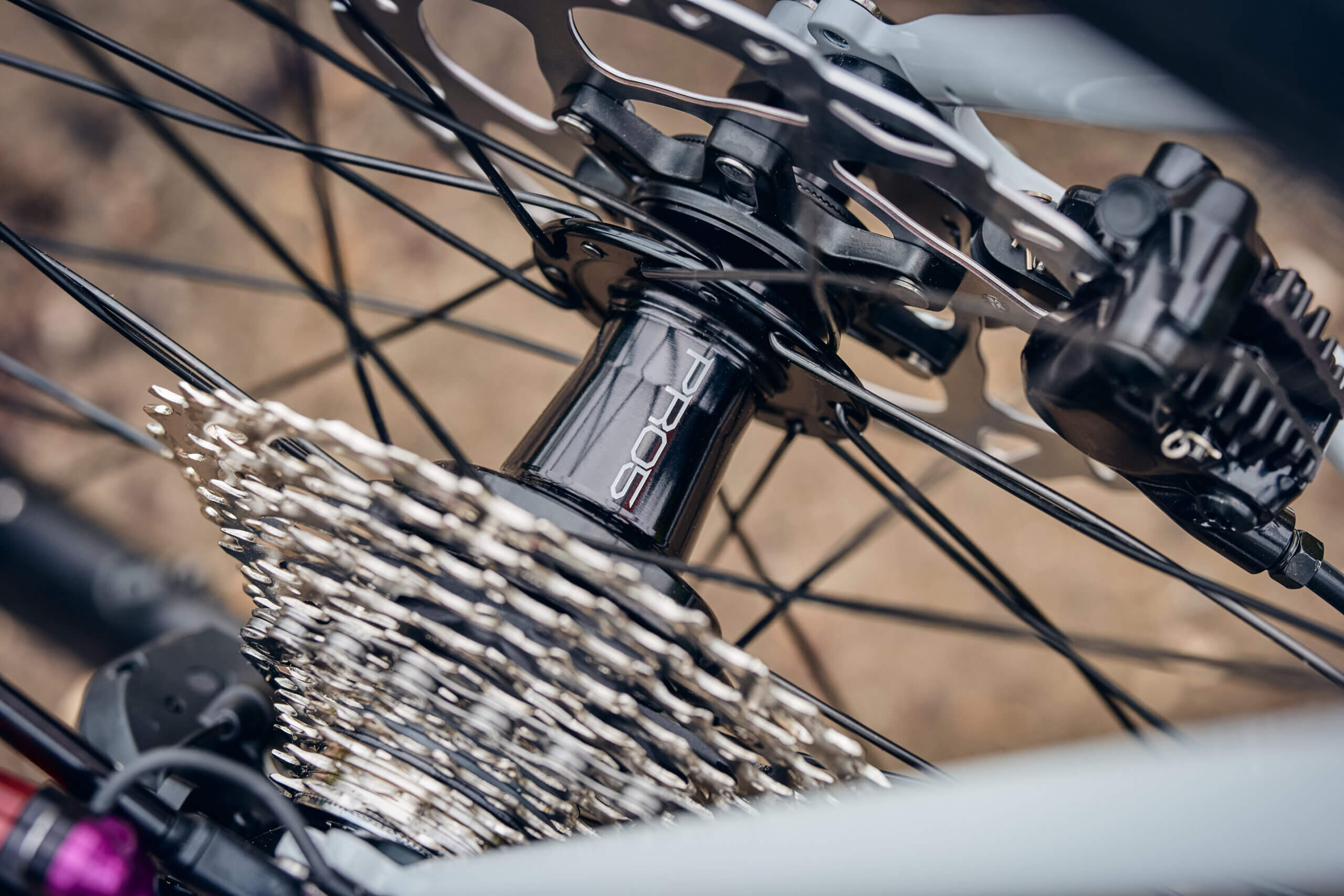 Strael 4.0 56R Monochrome Strael