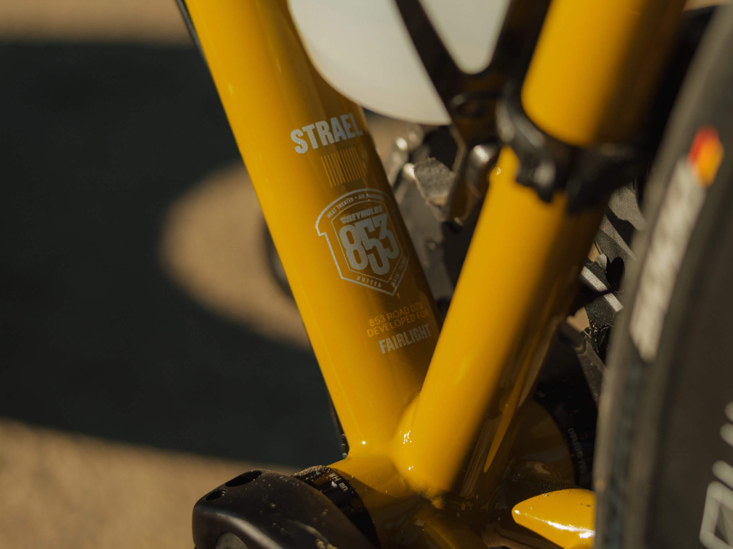 Strael 4.0 58R Ochre